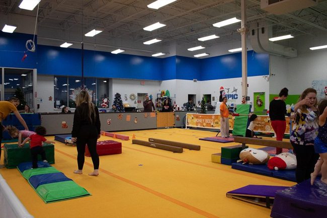 Bumble Bee (2 – 3 Years, Parent-Toddler Class)